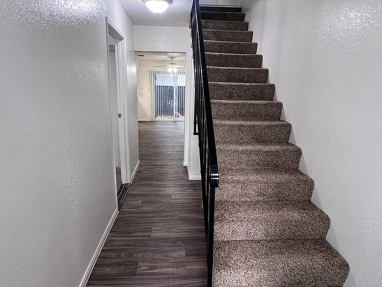 214 W 13th Ave — Photo 5