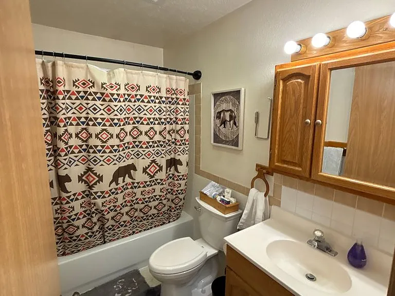 213 Yukon Dr — Photo 8