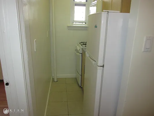 Rented by Kian Realty | media 20