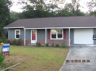 1016 Birchwood Ln, Jacksonville, NC 28546