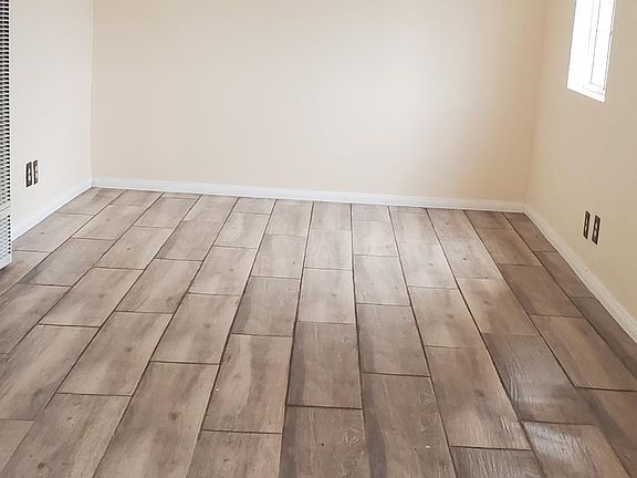2nd image of 639 E 118th Pl #1/2