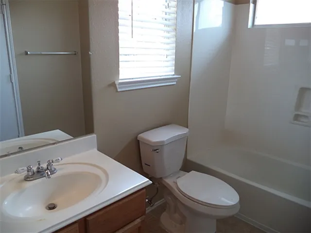 3430 Princeton Point Ct — Photo 10