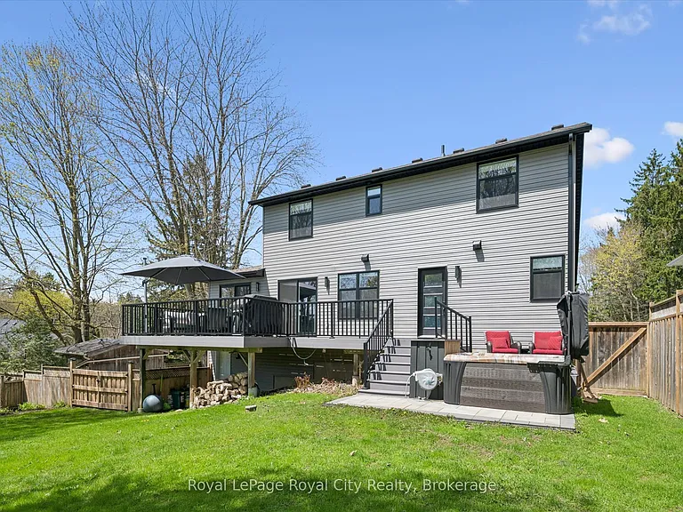 36 Emily St — Photo 34