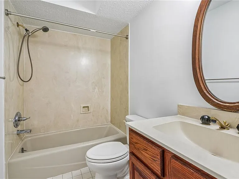 4422 Lake Vista Dr — Photo 13
