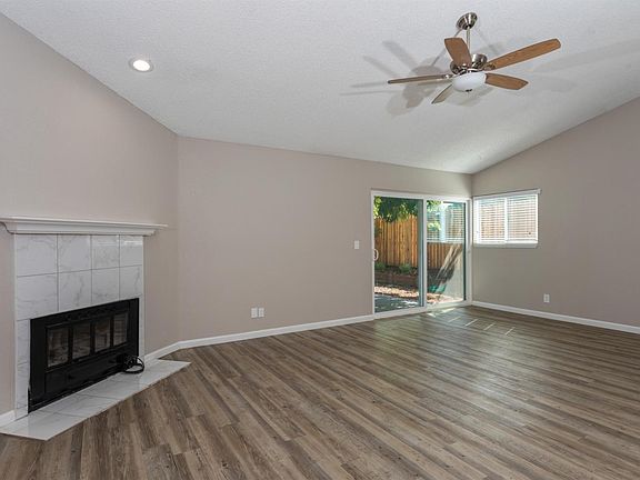 2nd image of 1099 Windermere Ave