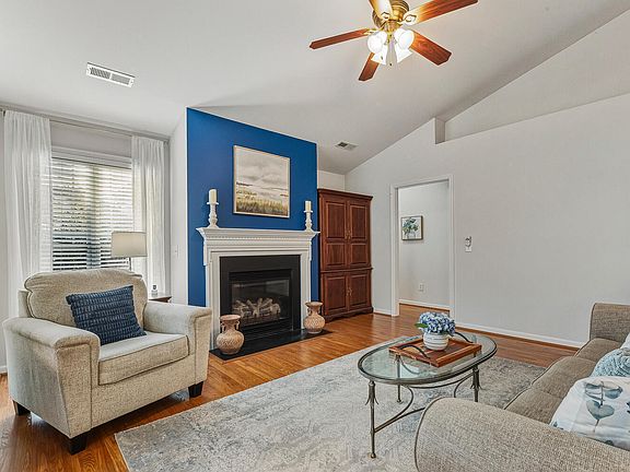 5th image of 764 Cabin Branch Dr