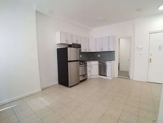 Rented by Compass | media 12