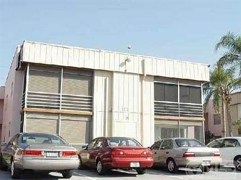 1st image of 775 Burgundy St #Q