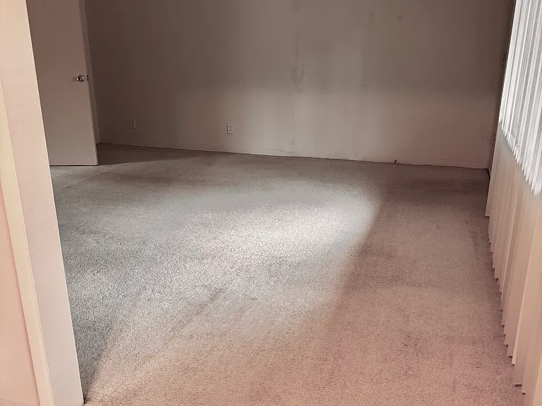 1242 Barry Ave #6 — Photo 5