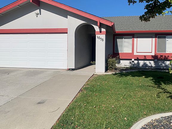 2nd image of 1072 Pescadero St