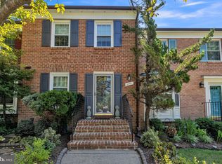 4485 Morning Wind Ct, Annandale, VA 22003