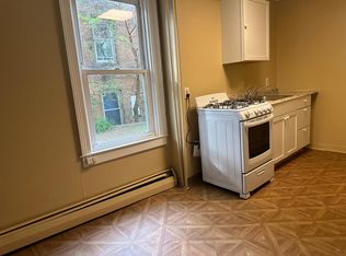 807 E Main St APT 3, Waterbury, CT 06705