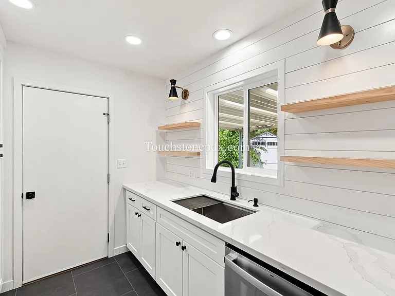 412 NE 167th Pl — Photo 12