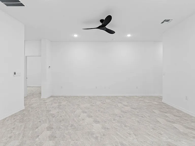 2914 Lingo Ln — Photo 6