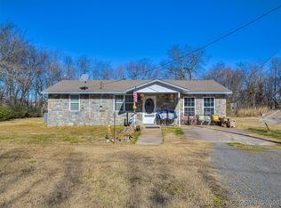 105 SE 6th St, Wagoner, OK 74467