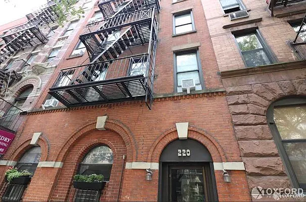 Rented by Oxford Property Group | media 11