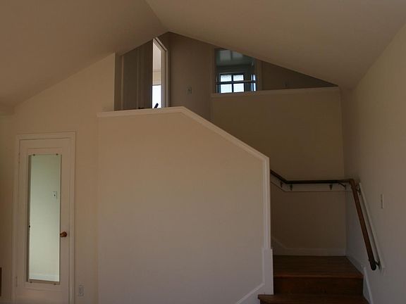 4th image of 1312 Williams Ave