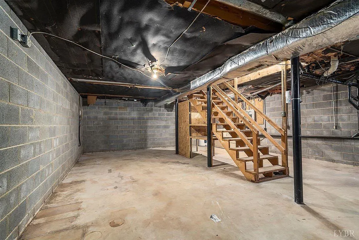3 bed, 1008 sqft, $450 — Photo 4