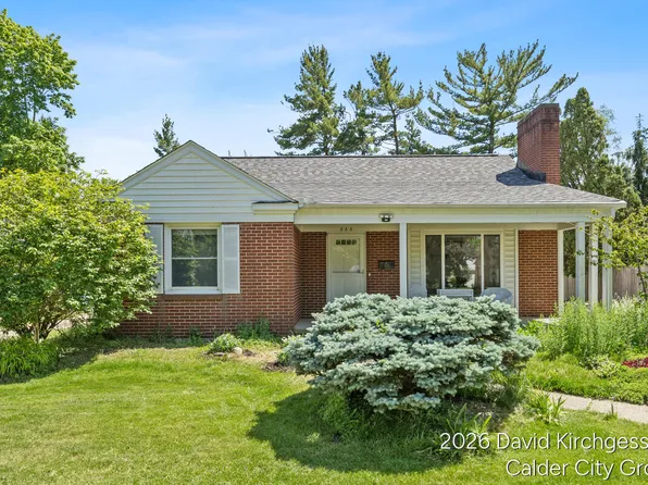 866 Dorroll St NE, Grand Rapids, MI 49505