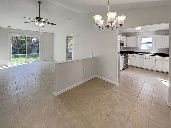 5th image of 1429 Sanner Dr