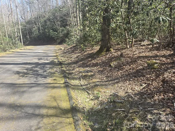 LOT 97 Mockingbird Ln, Lake Lure, NC 28746