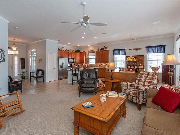 4th image of 7142 Willow Pond Dr