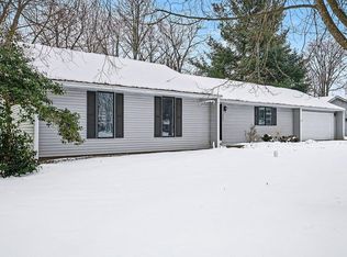 14833 Van Pelt Dr, Goshen, IN