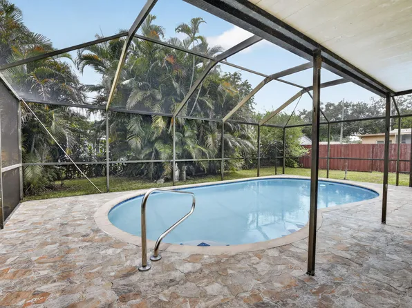 8968 SW 52nd Place, Cooper City, FL 33328