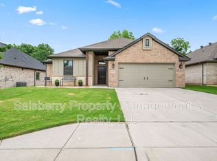 1636 Town Creek Cir, Weatherford, TX 76086