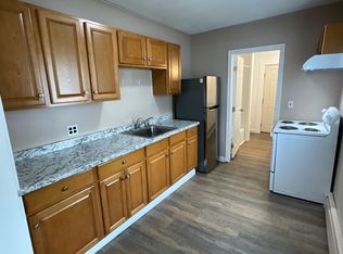 58 School St, Lebanon, NH 03766