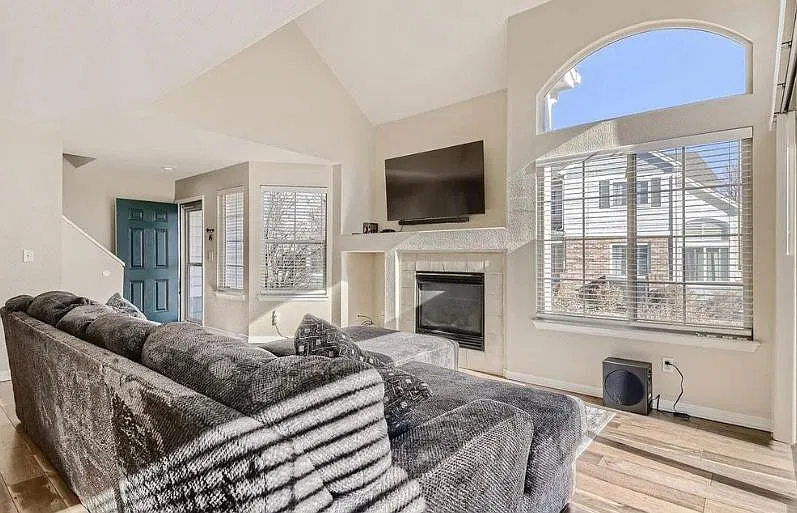 9678 Deerhorn Ct — Photo 2