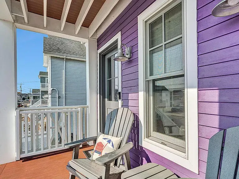 217 3rd Ave — Photo 3