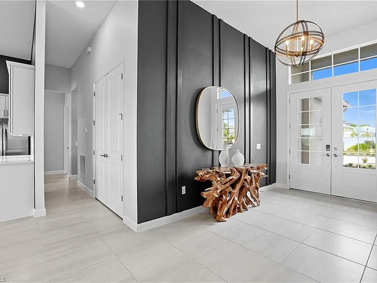 15063 Longs Ln — Photo 3