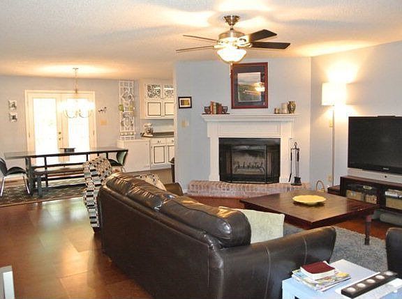 2nd image of 108 Southill Dr