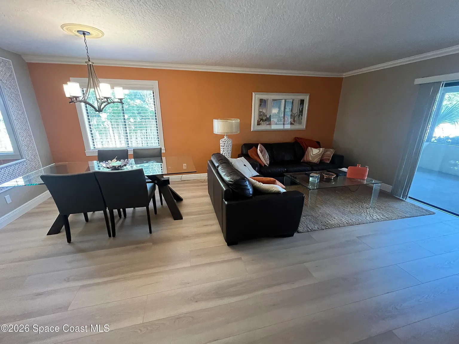 3 bed, 2.5 bath, 1749 sqft, $3,000 — Photo 2