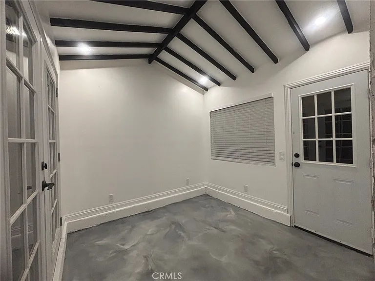 4760 Edenfield Ave — Photo 5