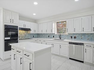 62 Legend Rd, Benbrook, TX 76132