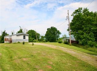 4578 Barton Chapel Rd, Fraziers Bottom, WV 25082