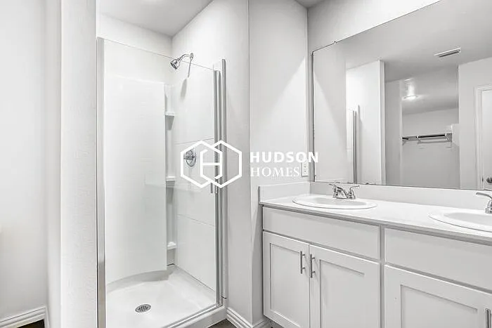 433 Shorty St — Photo 9