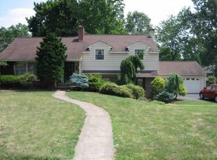 1109 Old Post Rd, Perkasie, PA 18944