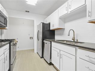 901 Gettysburg Pl, Sandy Springs, GA 30350