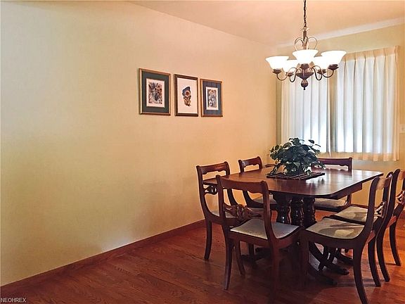 5th image of 3302 Foley Dr