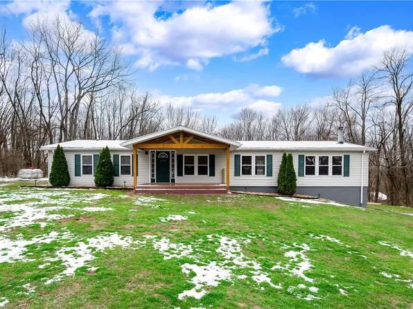 234 Cherry Blossom Dr, Evans City, PA 16033