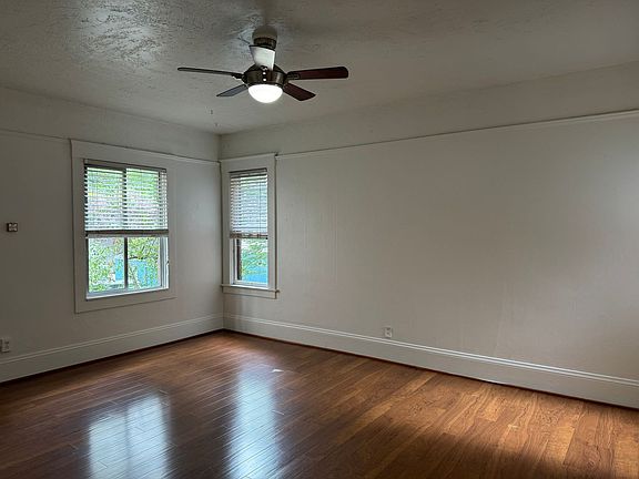 3rd image of 2066 NW Glisan St APT 25
