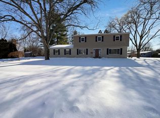 1719 Lindenhall Dr, Loveland, OH