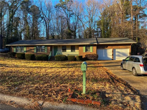 5283 Tall Oak Dr, Marietta, GA 30068