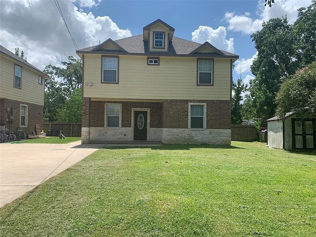 3 bed, 2.5 bath, 1404 sqft, $1,600 — Photo 2