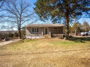 12633 Lerretts Ln, De Soto, MO 63020