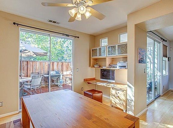 4th image of 869 Basking Ln