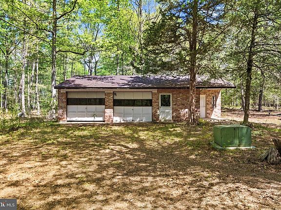 4th image of 2270 Liverpool Point Rd